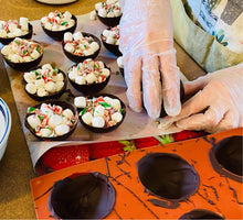 Load image into Gallery viewer, Candy Cane Hot chocolate bombs -Vegan option
